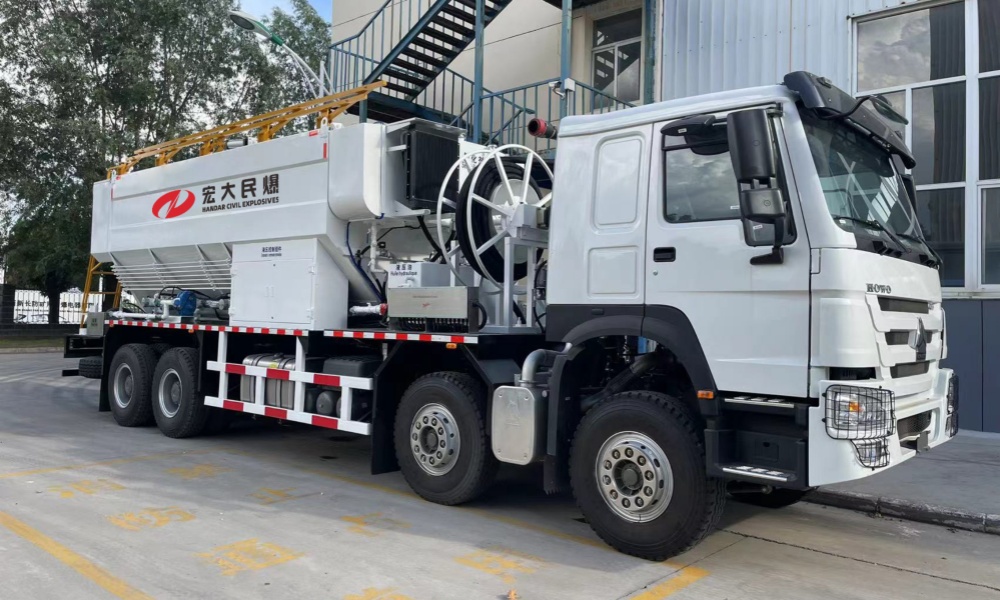 1731007588328463.jpg 圖8-混裝炸藥1_副本.jpg