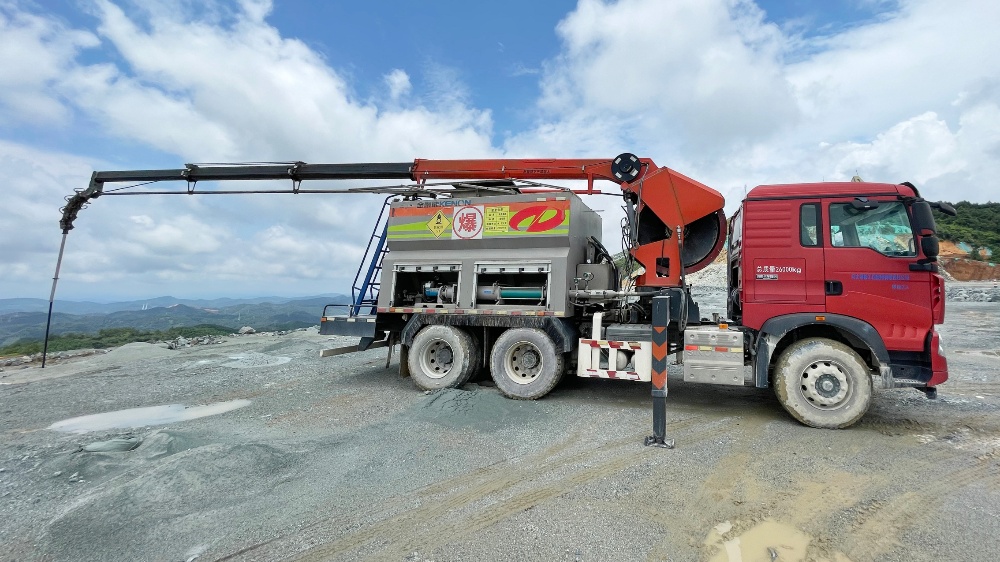 1731007602586678.jpg 圖9-混裝炸藥2_副本.jpg